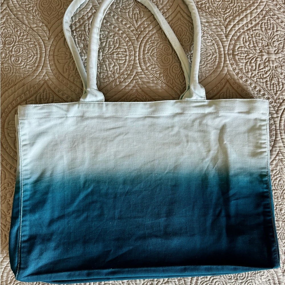 NWOT Athleta Ombre Blue Tote Bag - Picture 3 of 6